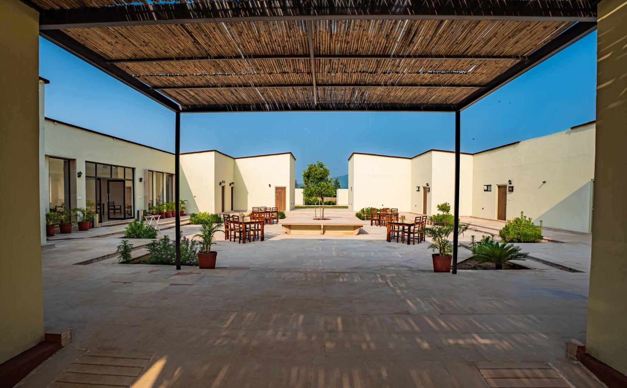 Guldaar Sariska - A Luxury Forest Resort Tehla Екстер'єр фото